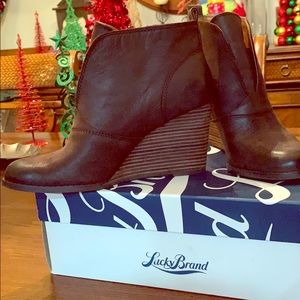 Lucky Brand wedged bootie